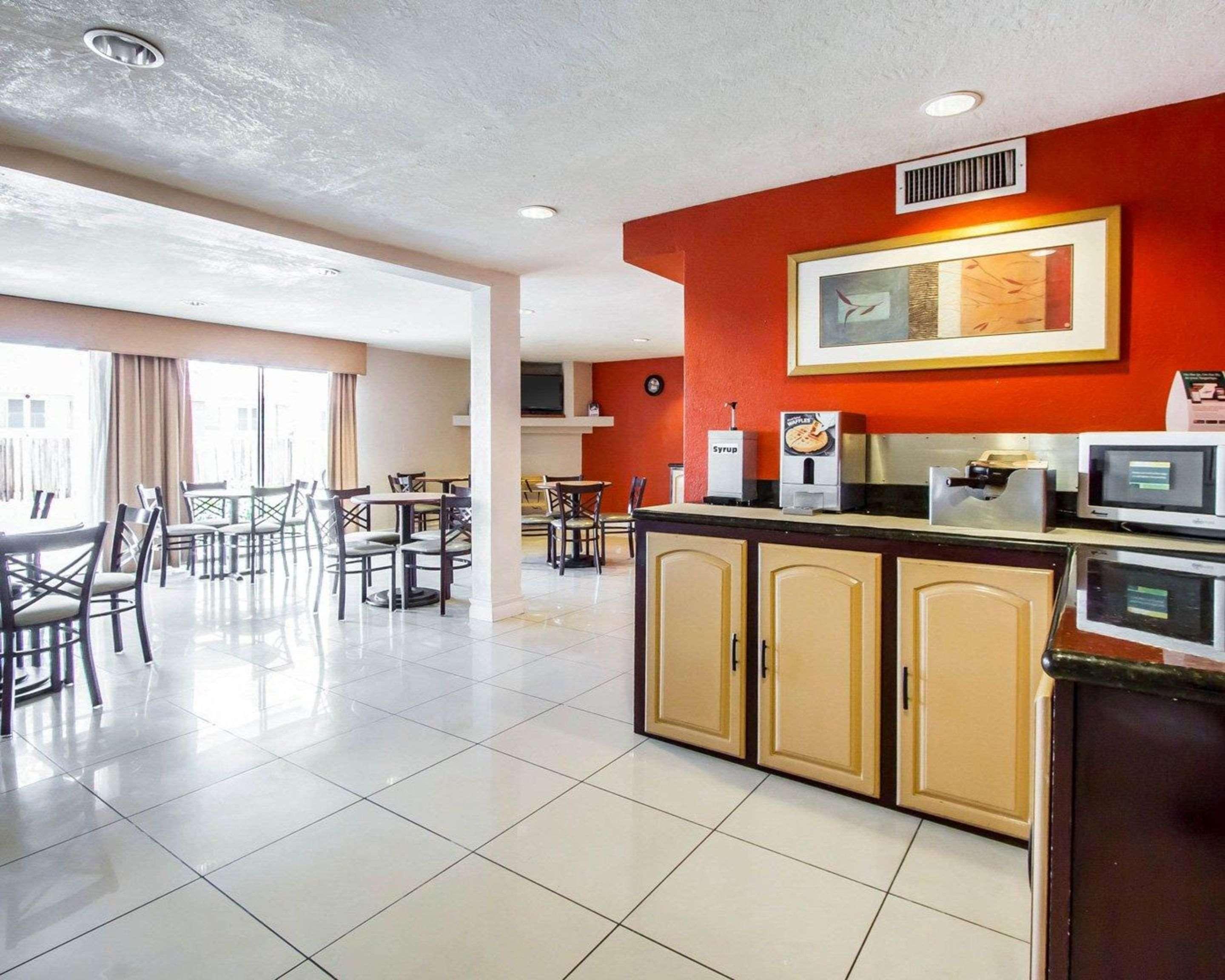 Quality Inn Tucson Exterior photo
